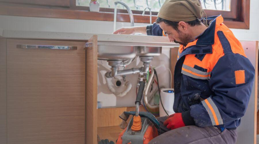 Expert burst pipe repair services in Sylvan Grove, KS